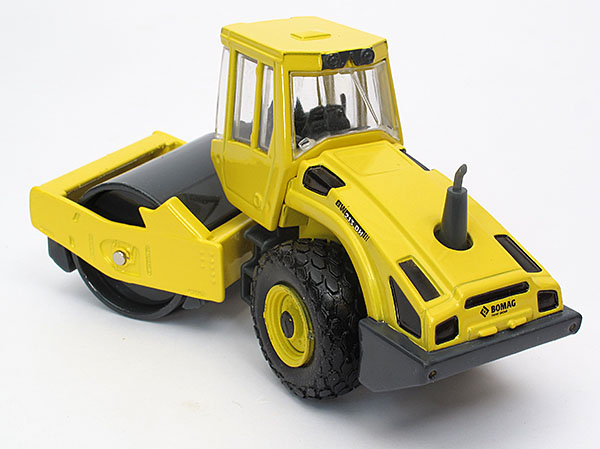 Picture Bomag BW 213 DH-4