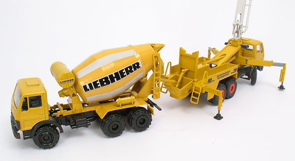 Picture Liebherr / Mercedes-Benz HTM 605 / NG
