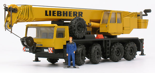 Picture Liebherr LTM 1060