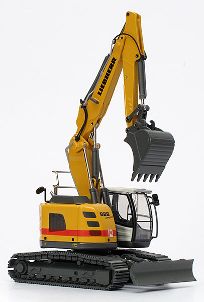Picture Liebherr R 926 Compact – “Markgraf”