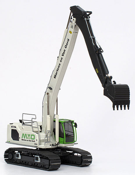 Picture Liebherr R 945 Multiuser – “Martens en van Oord”