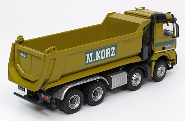 Picture Mercedes-Benz / Carnehl Arocs 4145 w/ halfpipe – “M. Korz”