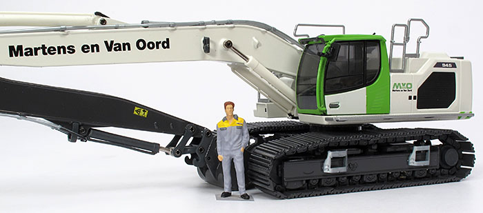 Foto Liebherr R 945 Multiuser – „Martens en van Oord“